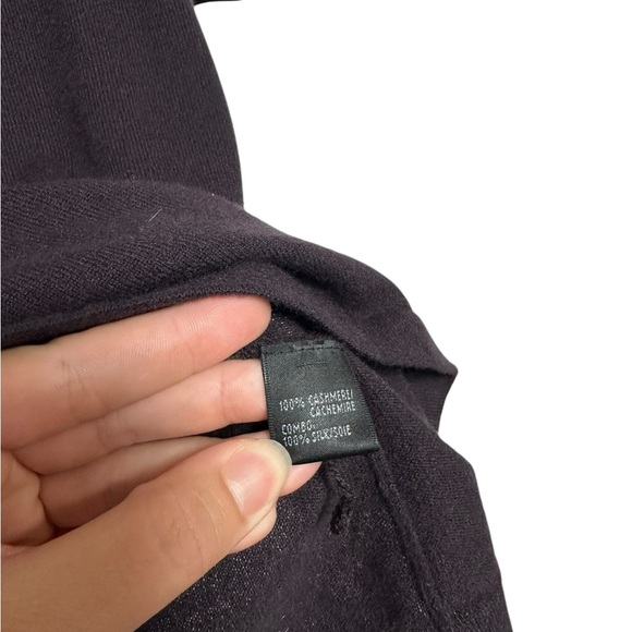 Lafayette 148 | 100% Cashmere Beaded Flutter Sleeve Top | Womens Size Medium - Picture 3 of 5